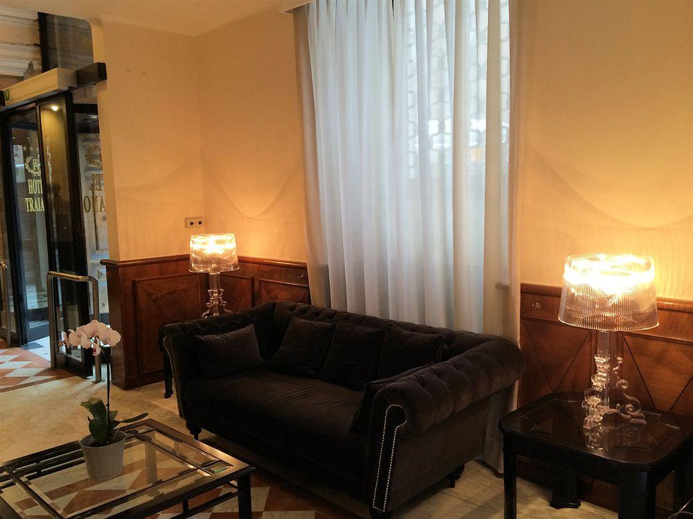Hotel Traiano Rome Bagian luar foto