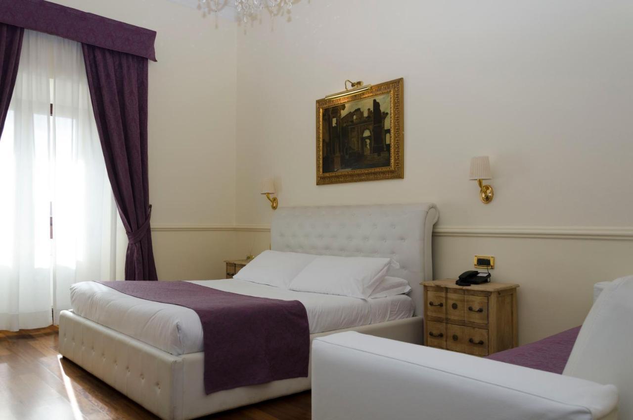 Hotel Traiano Rome Bagian luar foto