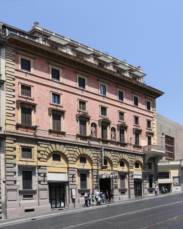 Hotel Traiano Rome Bagian luar foto