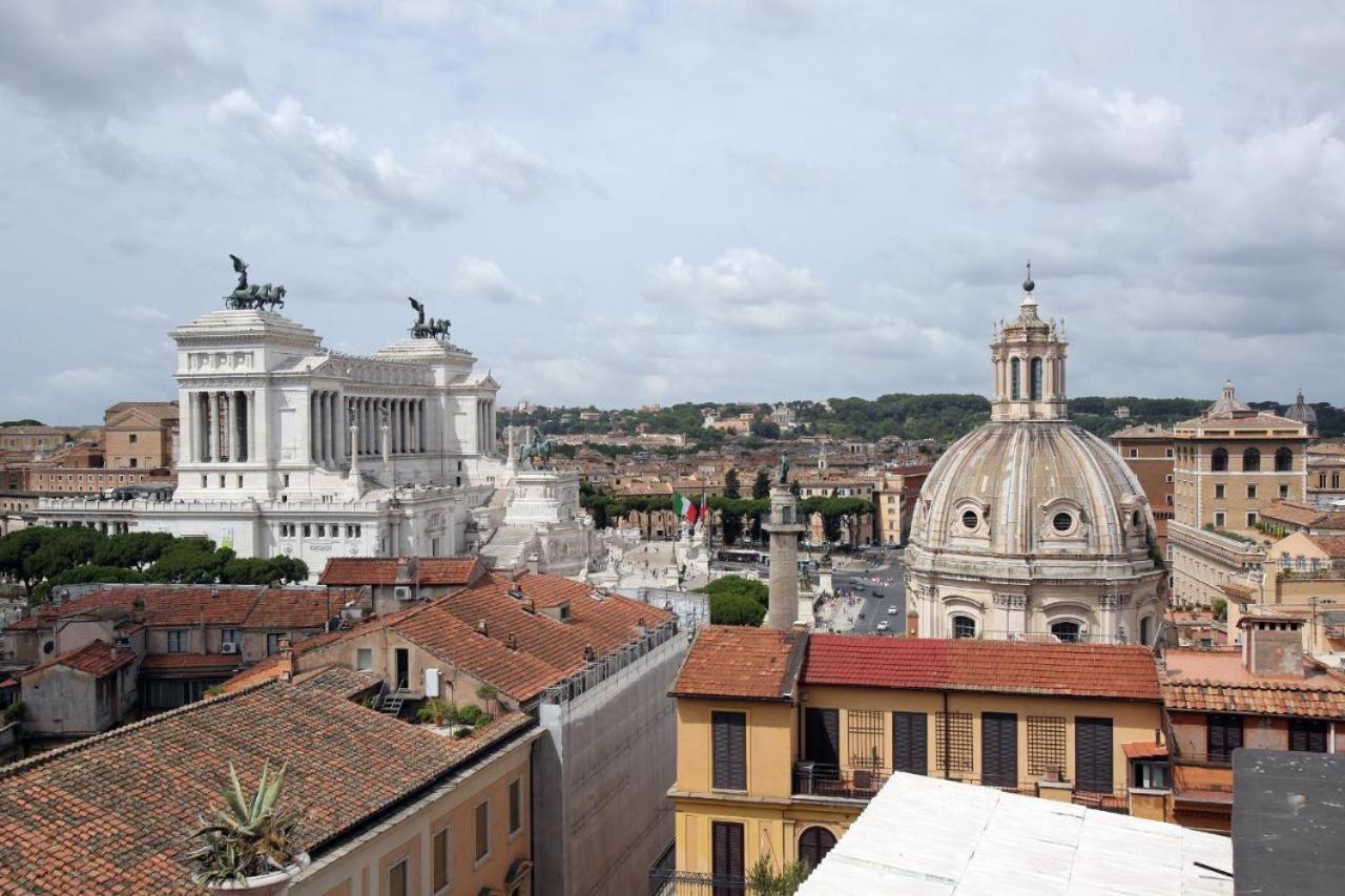 Hotel Traiano Rome Bagian luar foto