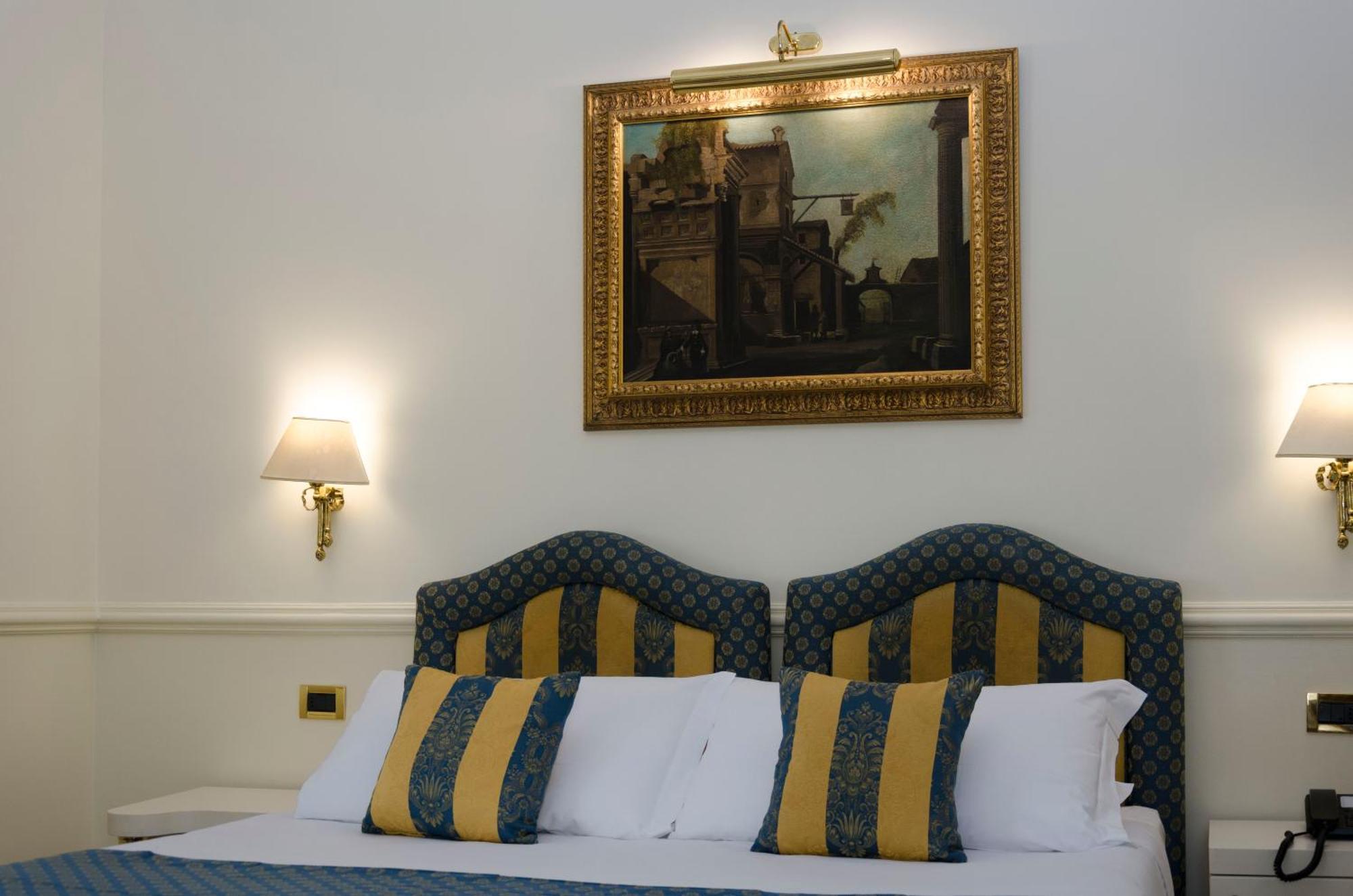 Hotel Traiano Rome Bagian luar foto