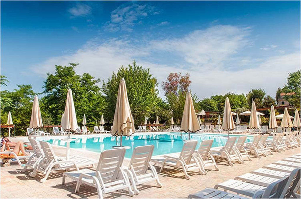 Hotel Traiano Rome Bagian luar foto